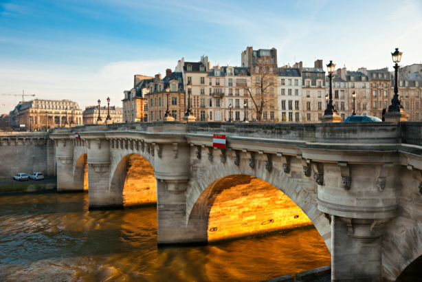 Фотообои Мост в Париже река Сена (city-0001306)