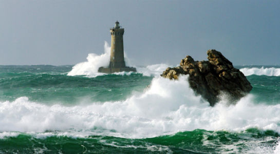 Фотообои море волны маяк камень (sea-0000228)