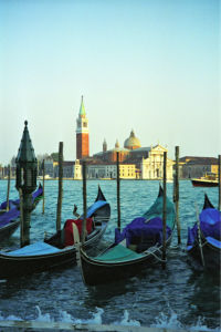 Фотообои Венеция река гондола (city-0000423)