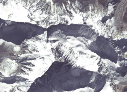 Фотообои снежные горы аэрофотосъемка (terra-00284)