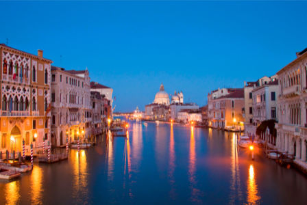 Фотообои канал в Венеции, Венеция, Италия (city-0000009)