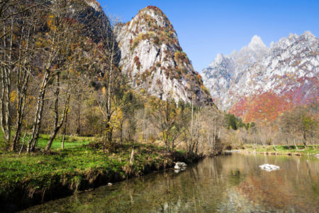 Фотообои горный пейзаж река осень (nature-0000795)