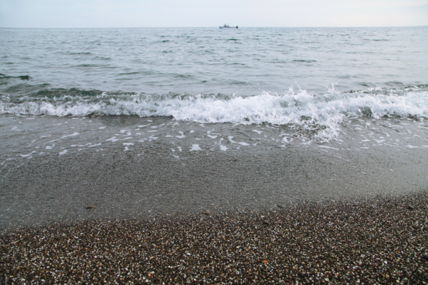 Фотообои Черное море галька (sea-0000259)