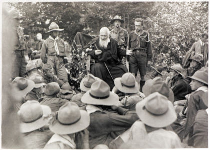 Митрополит Андрей Шептицкий на съезде пластунов в Сокале, 1929 г (ukraine-0056)