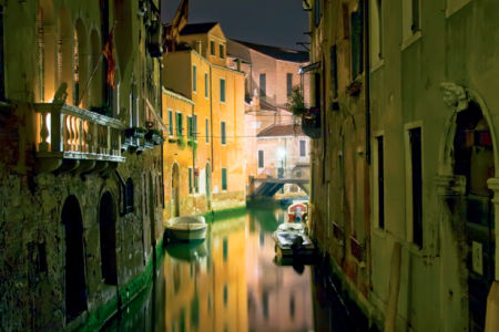 Фотообои канал в Венеции (city-0000476)